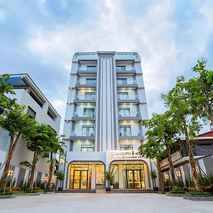 The Square Kampot Hotel